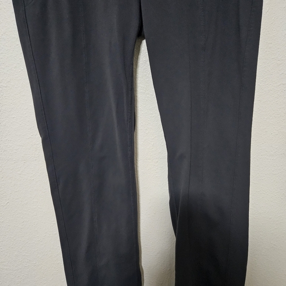 Athleta full length wide leggings with sinched bottoms size medium - Picture 3 of 16
